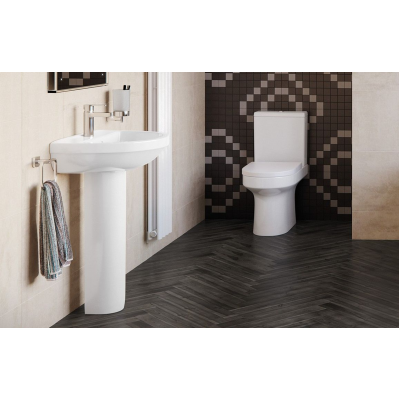 Laurus 4-Piece Ceramics Suite