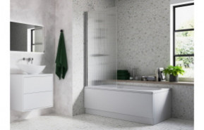 Fluted 800x1500mm Single Straight Bath Screen (5mm) - Chrome Fluted 800x1500mm Single Straight Bath Screen (5mm) - Chrome