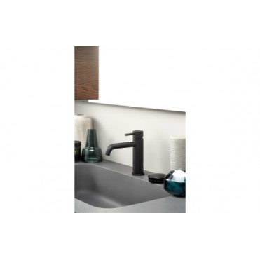 Vema Maira Basin Mixer - Matt Black